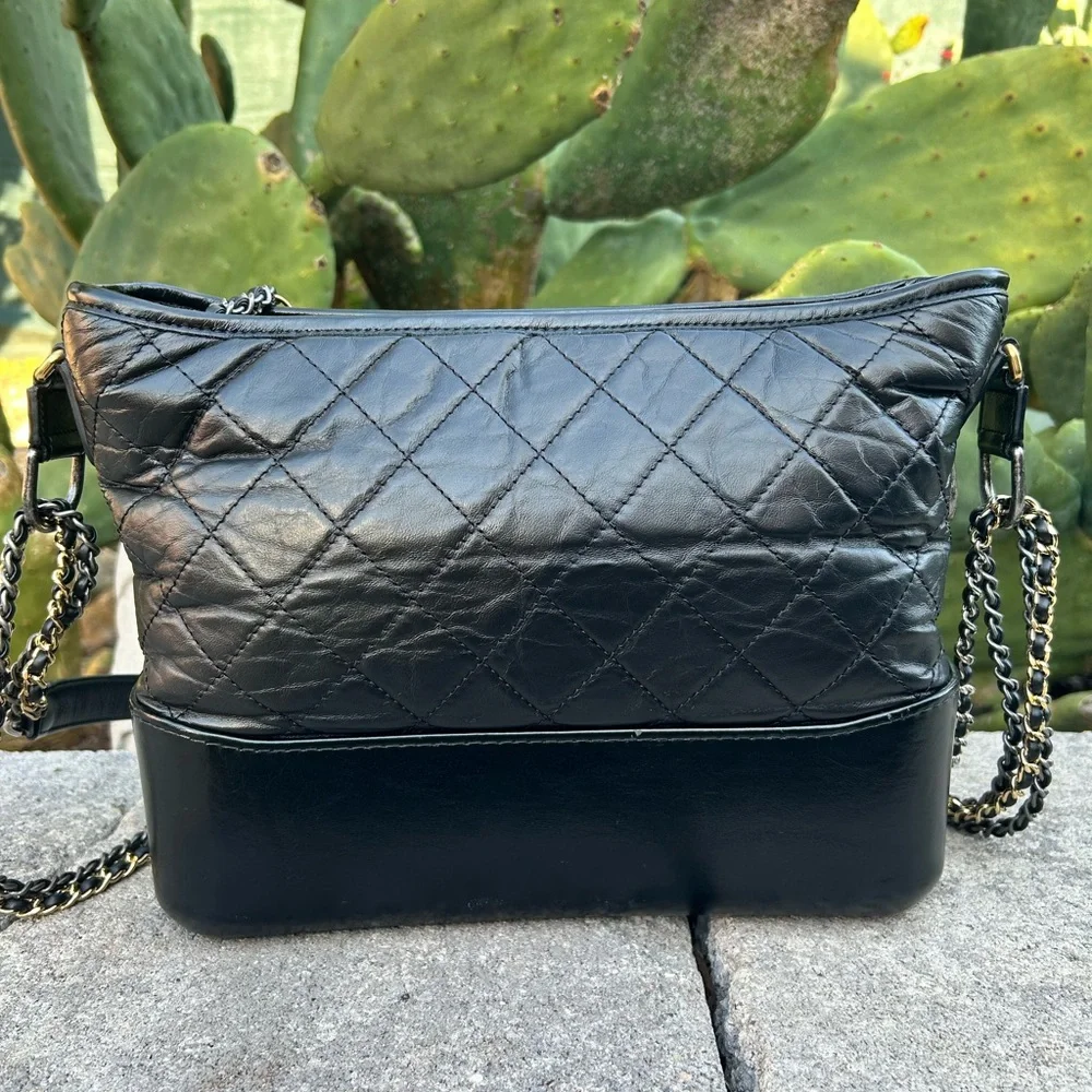 Chanel Medium Gabrielle Tote Bag - Picture 3 of 9